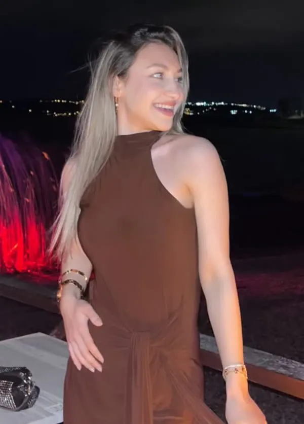 Büşra Demirtaş Nail Artist izmit protez tırnak