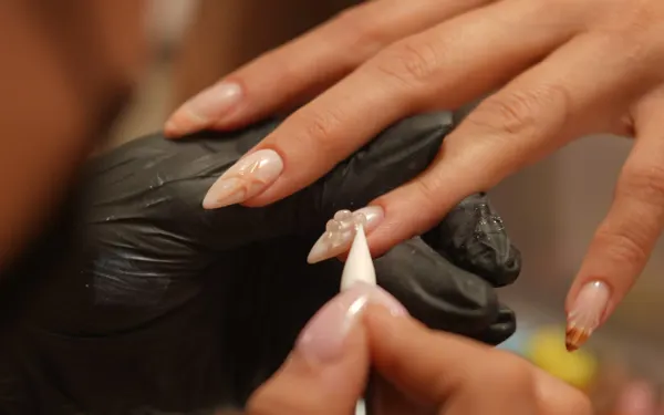 İzmit Nail Art: Sonbahar 2026'nın Öne Çıkan Tasarımları