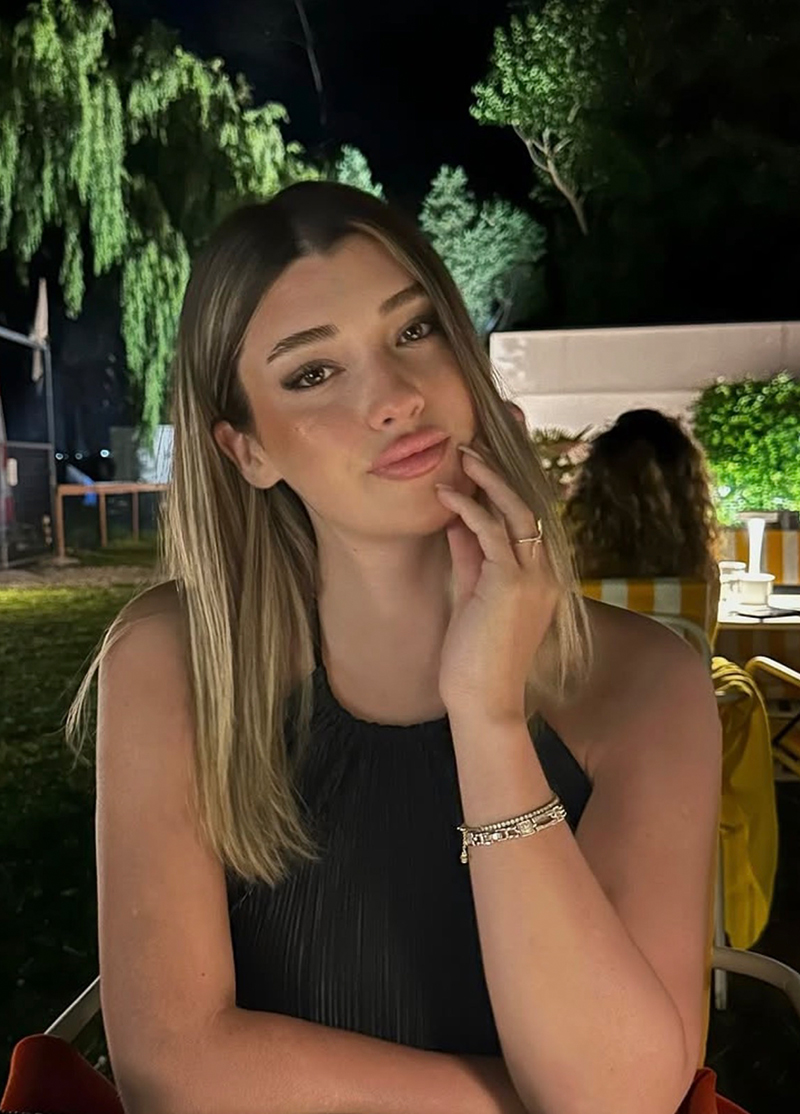 Vildan Pulçu Brow & Lash Artist izmit protez tırnak