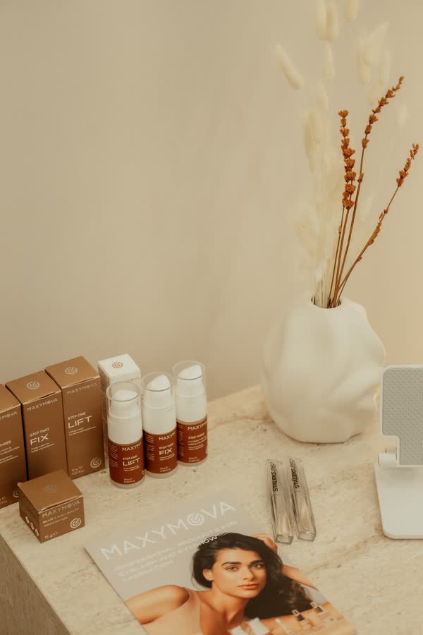 Luma Beaute İzmit protez tırnak ve güzellik stüdyosu
