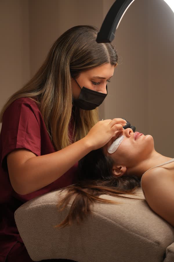 Luma Beaute Serdivan protez tırnak ve güzellik stüdyosu