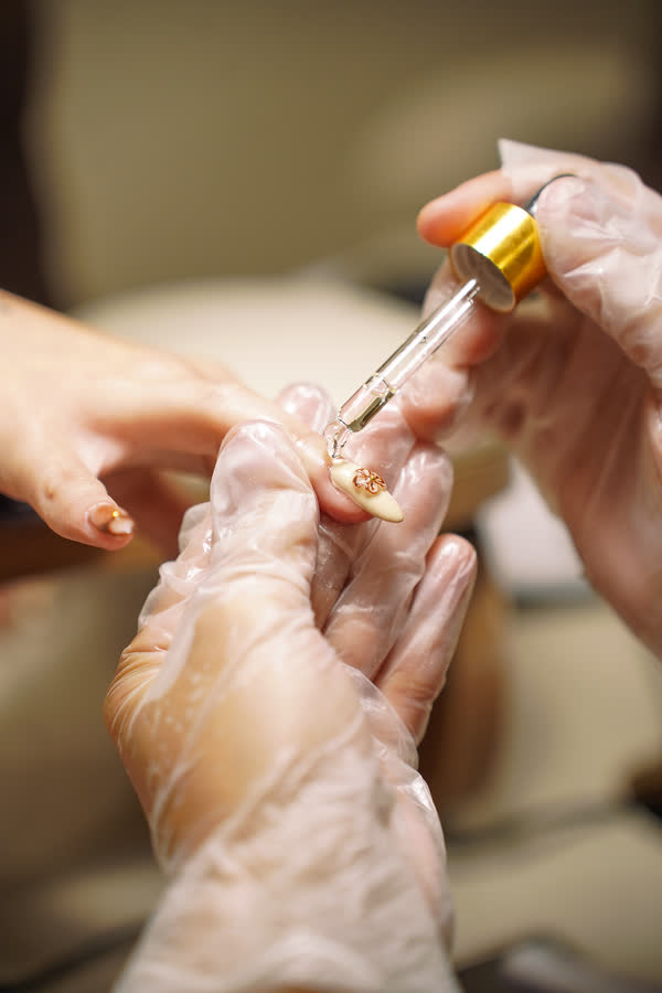 Luma Beaute Serdivan protez tırnak ve güzellik stüdyosu